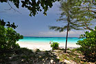 ทัวร์เกาะตาชัย สิมิลัน ทะเลใส ฟ้าสวย หาดทรายขาว
